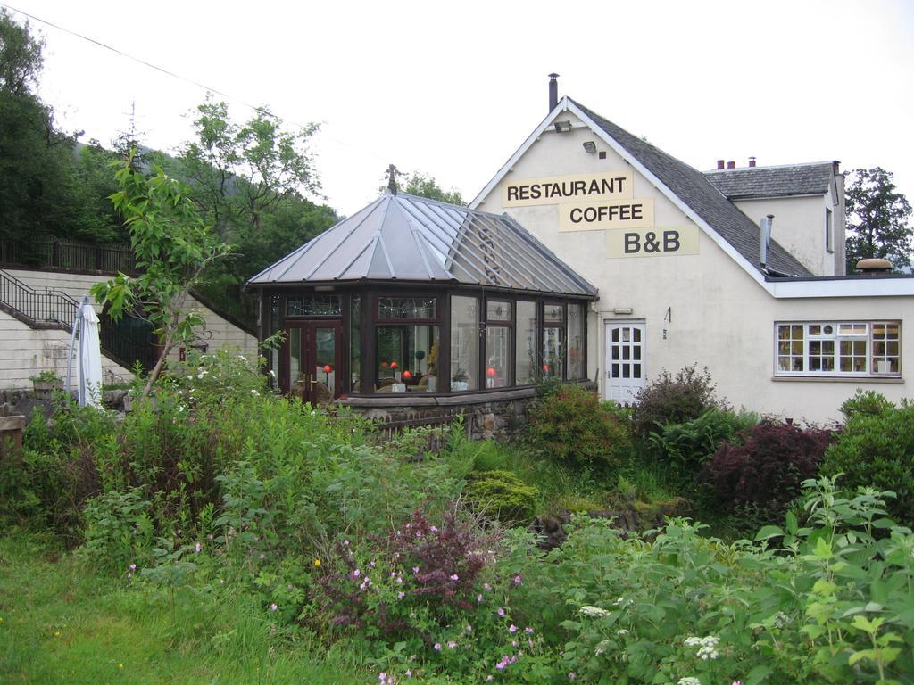 The Golden Larches Bed & Breakfast Локърнхед Екстериор снимка